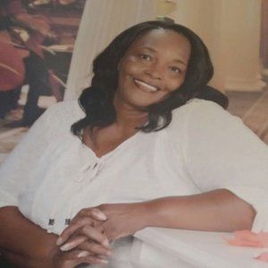 Meet your Posher, Vickie